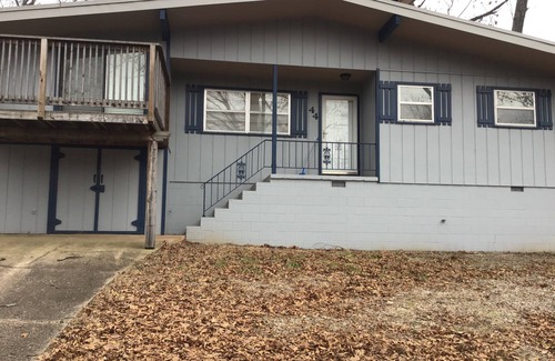 Bella Vista House | 3 bedroom near bike trailheads and tanyard creek