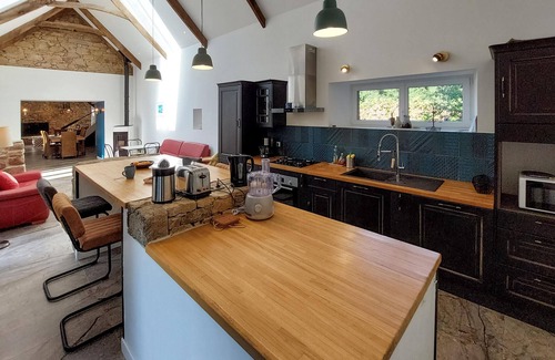 Ploubezre House | 3 bedroom nice home in Ploubezre