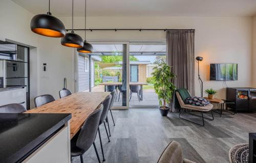Municipality of Barneveld House | 3 Bedroom Nice Home In Voorthuizen