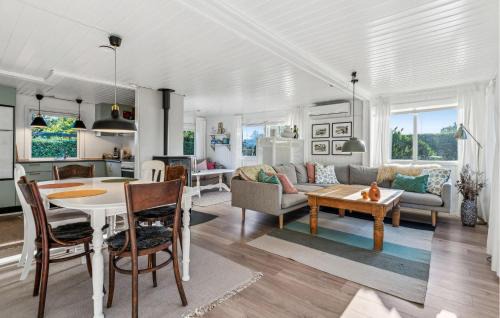 Boeslum House | 3 Bedroom Nice Home In Juelsminde