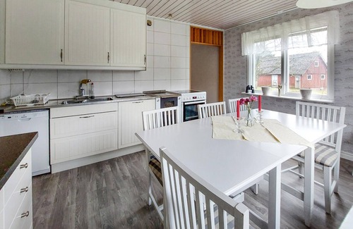 Blankered House | 3 bedroom nice home in Knäred