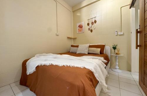 Ratchadaphisek House | 3 Bedroom NORDIC HOME Full Kitchen 8 MINS to MRT & JODD Fair & near RCA