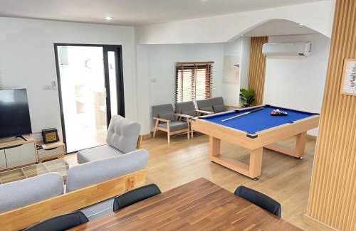 Saen Suk Villa | 3 Bedroom Pool Villa, Cozy House, Wonnapha Beach, Bangsaen