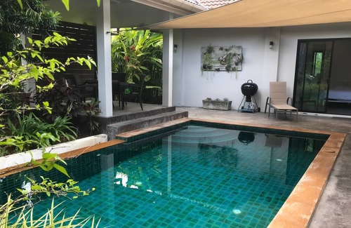 Chalong Villa | 3 Bedroom Pool Villa in Chalong