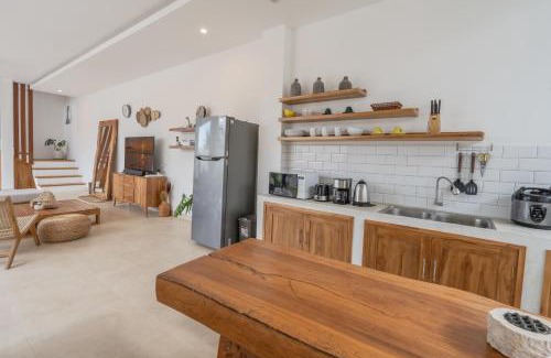 Cepaka Villa | 3-Bedroom Private Pool Mengwi Villa 20min drive to Canggu Beach