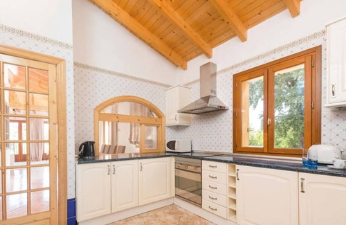 Escorca House | 3 bedroom private vacation home in Escorca