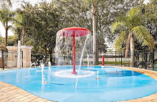 Windsor Palms Apartment | 3 Bedroom Resort Style Condo, 3 Miles to Disney!