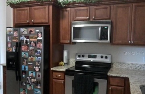 Cypress Gardens Apartment | 3 Bedroom Single family 431003 by Houzlet
