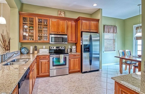 Fort Myers Apartment | 3 Bedroom Single family 428617 by Houzlet