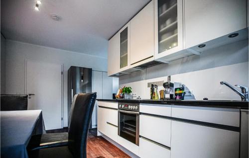 Lennestadt House | 3 Bedroom Stunning Home In Lennestadt