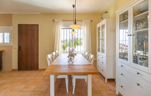 Coin House | 3 Bedroom Stunning Home In Coin