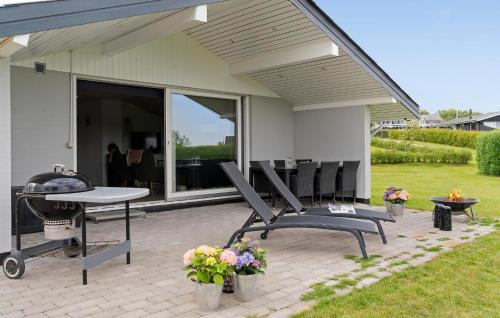 Hejlsminde Strand House | 3 Bedroom Stunning Home In Hejls