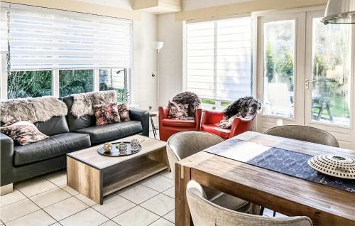 Dirkshorn House | 3 Bedroom Stunning Home In Dirkshorn