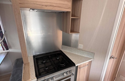 Glasgow House | 3-Bedroom Swift Caravan, Glasgow