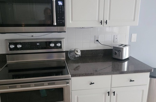 Cypress Lake House | 3-bedroom townhome fabulous Fort Myers. Close to Fort Myers Beach!