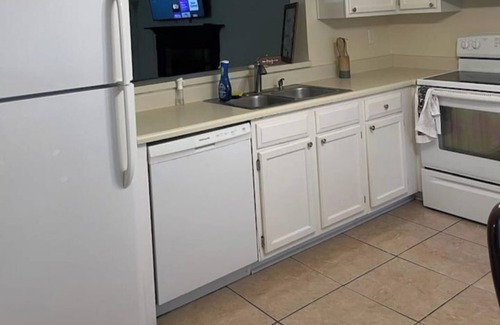 Peachtree Corners House | 3-bedroom townhome in peaceful Norcross with AC
