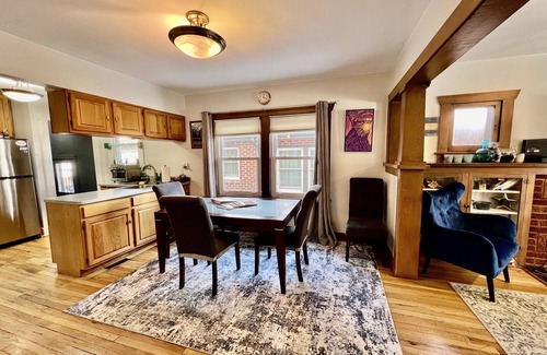 Congress Park House | 3 bedroom vacation home near Denver Botanic Gardens