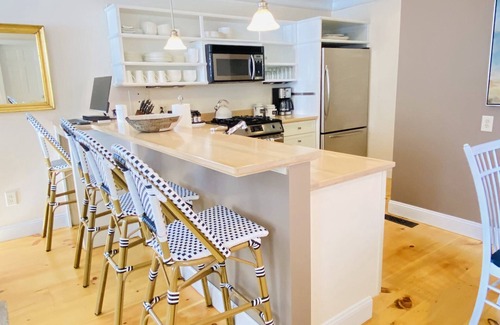 Mystic House | 3-bedroom vacation home just a 5-min walk to Main Street, Mystic