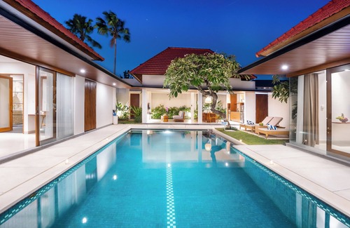 Sunset Road Villa | 3-Bedroom Villa Complex in Seminyak