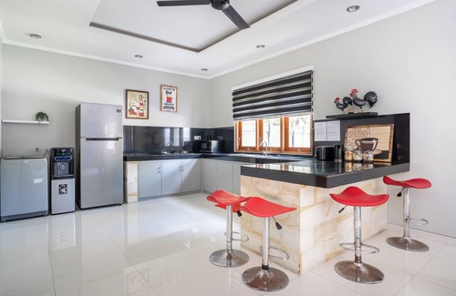 Legian Villa | 3 Bedroom Villa Walk to Legian Beach