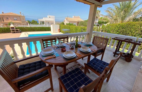 Badia Gran House | 3-bedroom villa with large private pool in quiet residential area and sea views