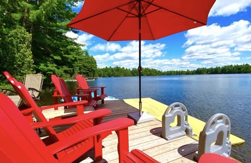 Kawartha Lakes Cottage | 3-Bedroom Waterfront Cottage on a Quiet Lake