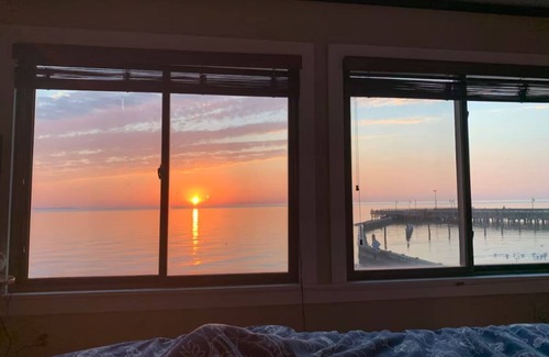 North Beach Cottage | 3 bedroom, waterfront cottage on the shores of the Chesapeake Bay.