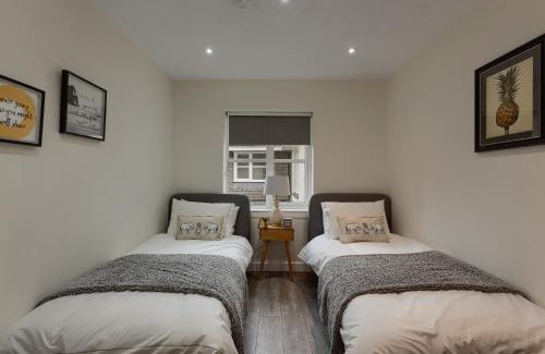 Gleneagles Apartment | 3 bedroom Windsor Garden apartment by Gleneagles