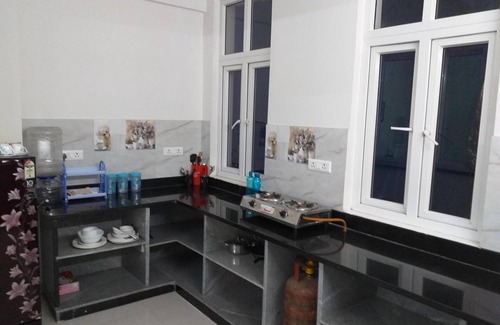 Toli Chowki House | 3 Bedrooms, Hall and Kitchen, Apt 4, Beautifully Furnished Apartment