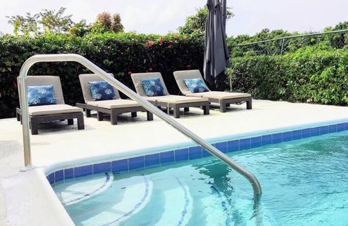 Ragged Point Villa | 3 bedrooms luxurious pool house centrally located close to everything