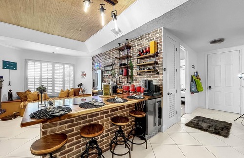Bayshore Gardens Apartment | 3-beds/2 baths luxury VILLA in gated Bollettieri Resort Villas at IMG Academy