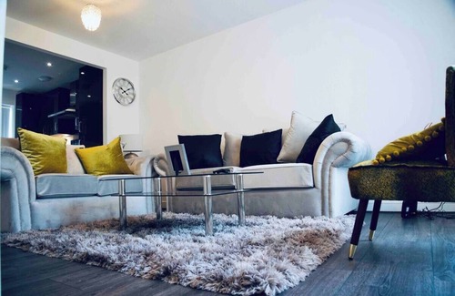 Manchester House | 3 BEDS NEAR CITY CENTER & MAN CITY STADIUM