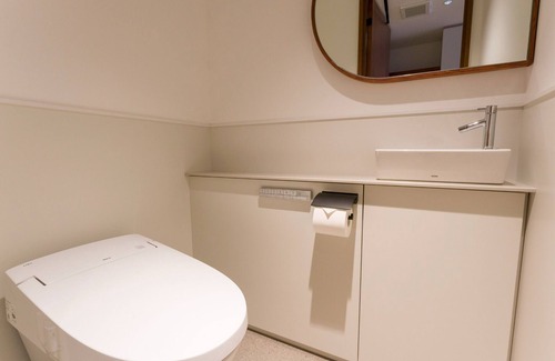 Atami Hotel | 3 Beds RoomNopets allowed1offsite parking lot/Atami Shizuoka