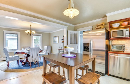 Cape Vincent House | 3 Blocks to Lake Ontario: Getaway in Cape Vincent!