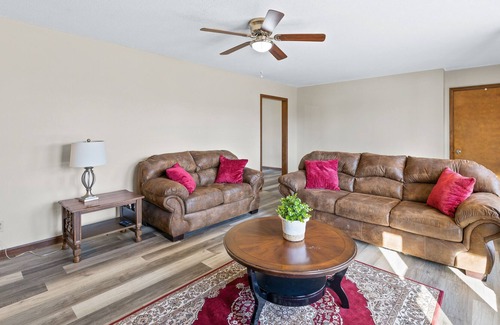 Columbia House | 3 BR, 2 bath home near Cosmo Park, Columbia Mall.