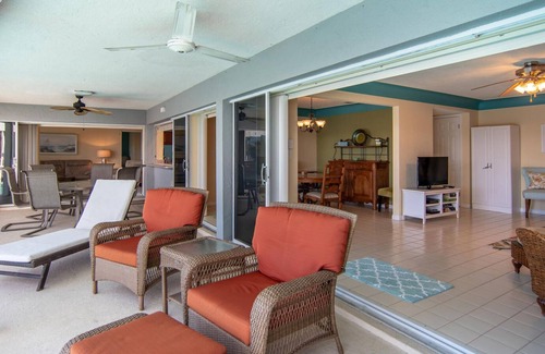 St. Petersburg - Clearwater House | 3 BR, Waterfront, Pool, Dock, Views