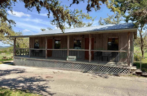 Bandera Cabin | 3 Buckeye, at CRC Ranch Retreat