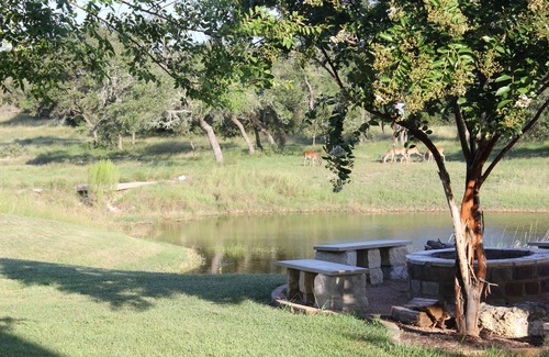 Austin House | 3 Detached Suites With Private Baths & AC, 5 King beds, Acreage, Pond, Firepit