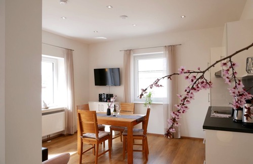 Achkarren Apartment | 3. Ferienwohnung im OG mit 50 qm, 1 Wohn-/Schlafraum für max. 3 Personen