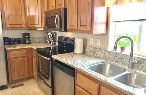 Page House | 3 houses for your multi-family group, 🏜VIEW🐶PETS🚤boat parking
