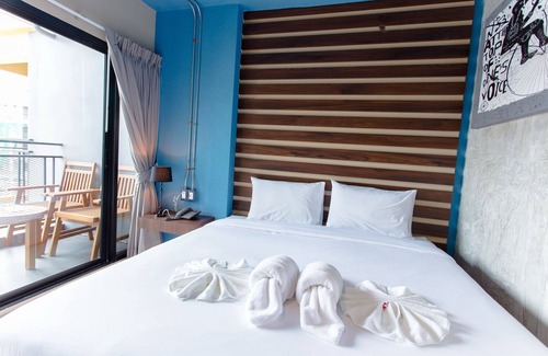 Saen Suk Hotel | 3 Kwan Village