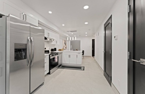 Leamington House | 3 Levels, 3 Bedroom, Retreat