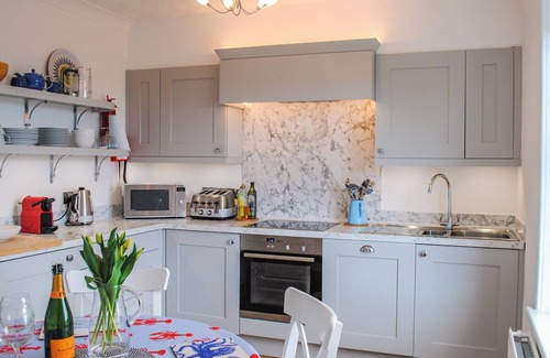 Salcombe Cottage | 3 Melbury