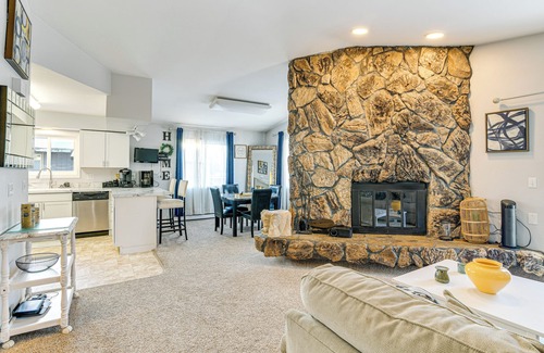 Spenard Apartment | 3 Mi to Dtwn: Apt w/Shared Sauna in Anchorage