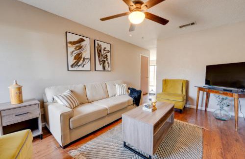 Denton House | 3 Mi to Dtwn Denton Getaway with Furnished Patio!