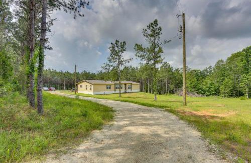 Woden House | 3 Mi to Dtwn Nacogdoches Quiet Country Home