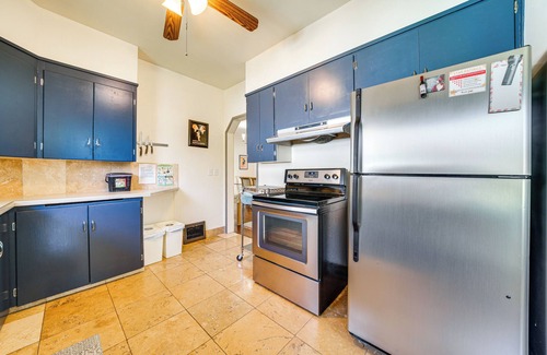North Beacon Hill House | 3 Mi to Dtwn Seattle: Charming Home w/Deck!