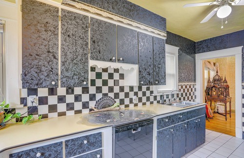 Downtown Toledo House | 3 Mi to Dtwn: Unique Toledo Retreat