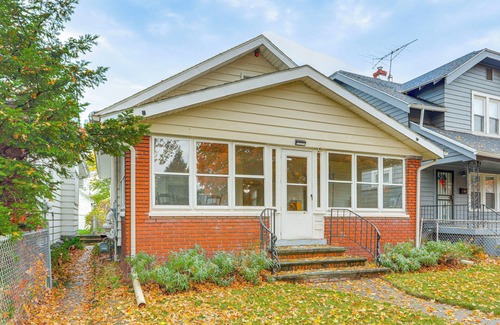 Downtown Toledo House | 3 Mi to Dtwn: Unique Toledo Retreat