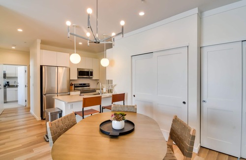 Fraser Condo | 3 Mi to Fraser River Trail: Modern Condo w/Views!